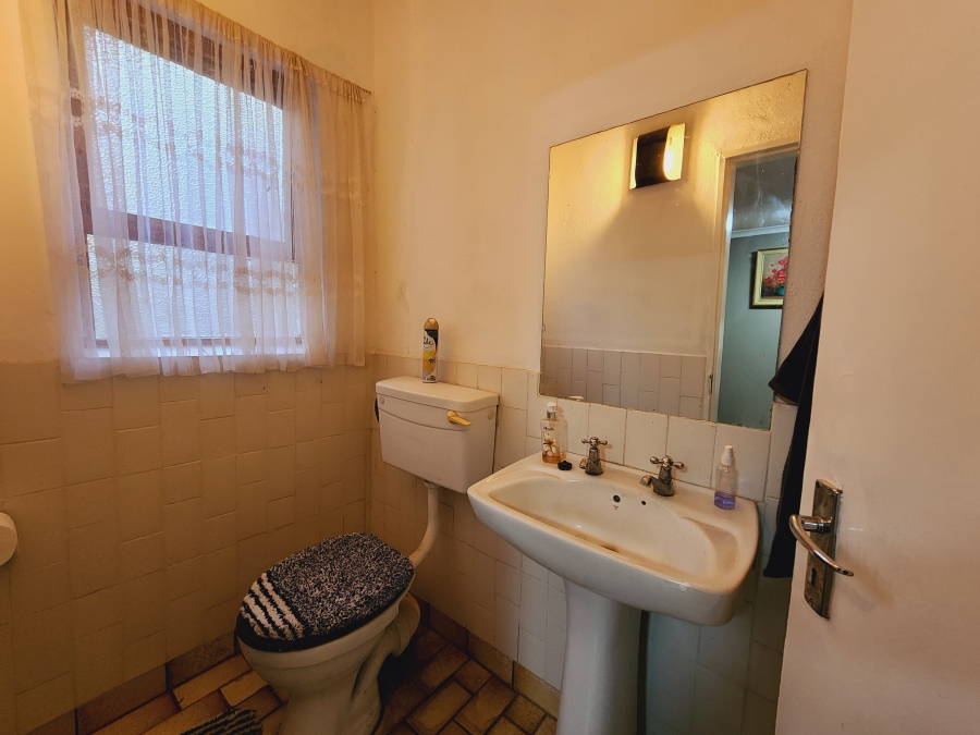 7 Bedroom Property for Sale in Potchefstroom Rural North West